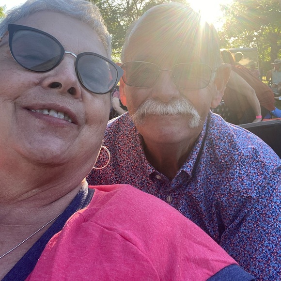 Meet your Posher, Micki - Picture 8 of 12